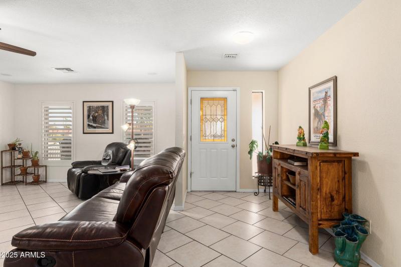 11138 W Hatcher Rd - 07