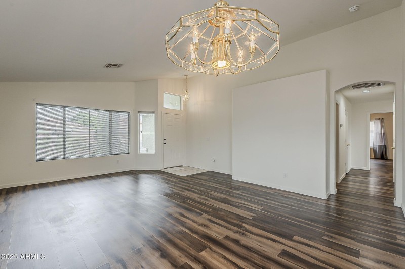 7-web-or-mls-Topeka-7