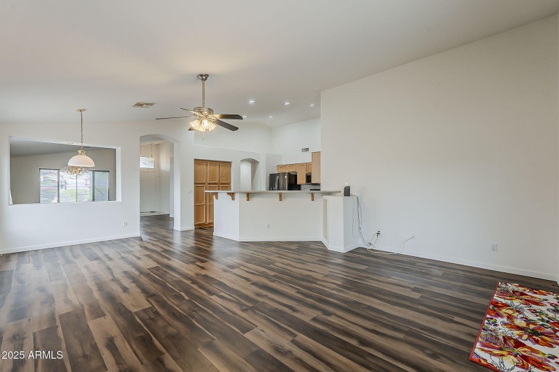 12-web-or-mls-Topeka-12