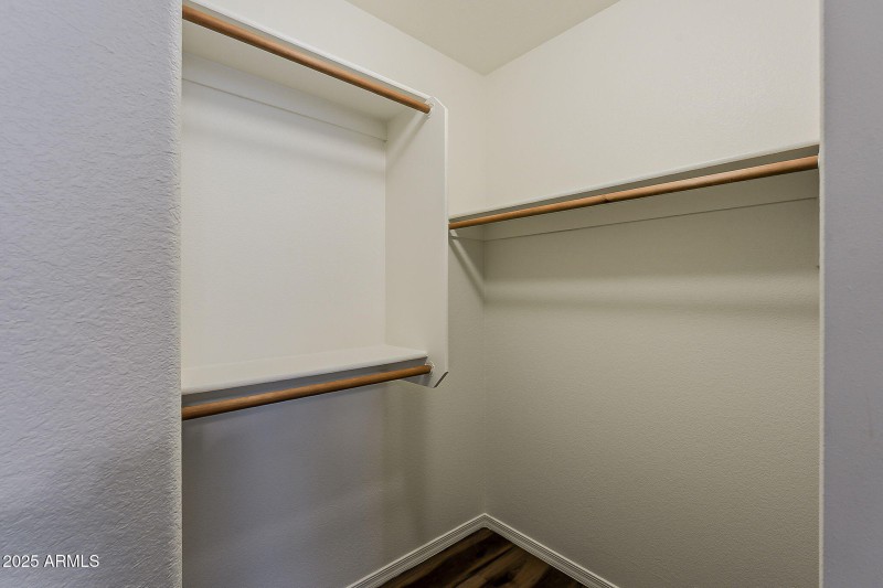 24-web-or-mls-Topeka-24