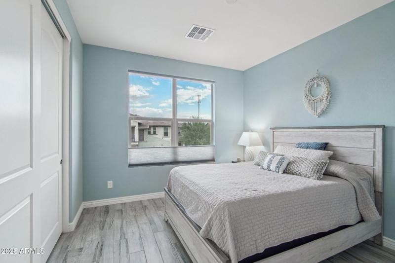 18-web-or-mls-E Rancho Paloma Dr-S1410-0