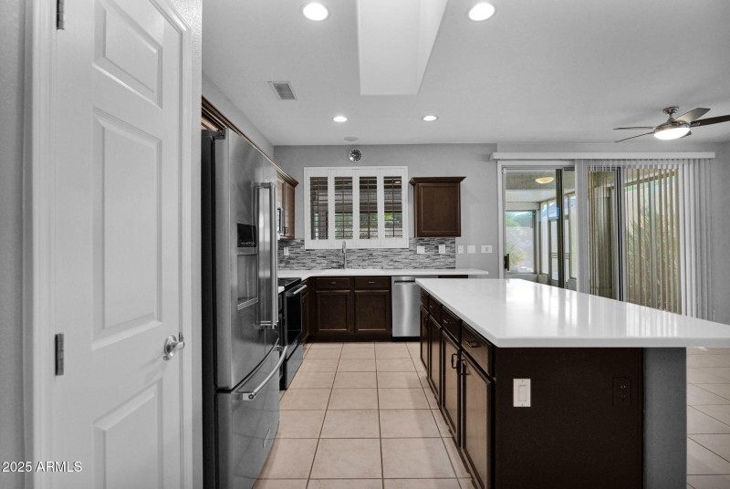 18-web-or-mls-P1327060