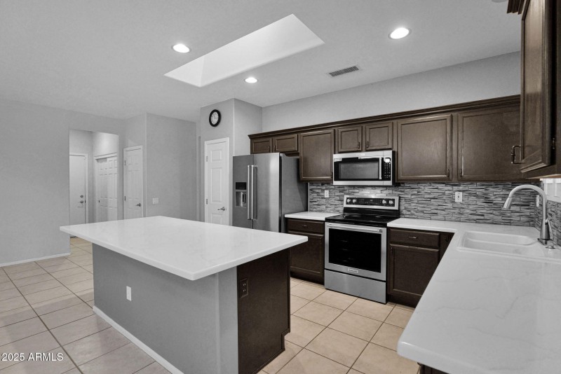 21-web-or-mls-P1327066