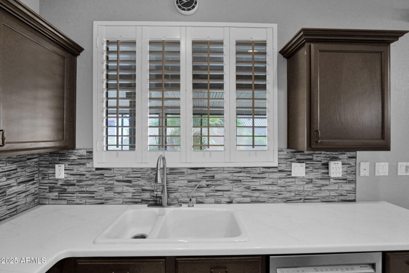 22-web-or-mls-P1327067