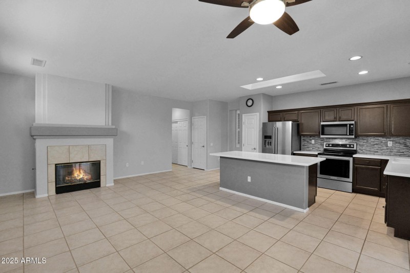 25-web-or-mls-P1327073