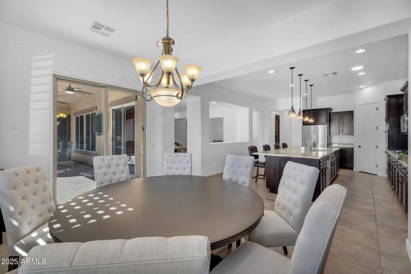 18-web-or-mls-Ivyglen-16