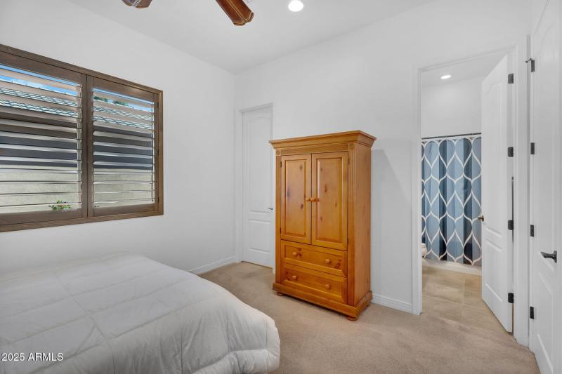 43-web-or-mls-Ivyglen-47