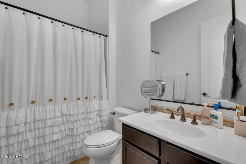 50-web-or-mls-Ivyglen-43