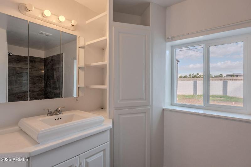 30-web-or-mls-Moreland-30