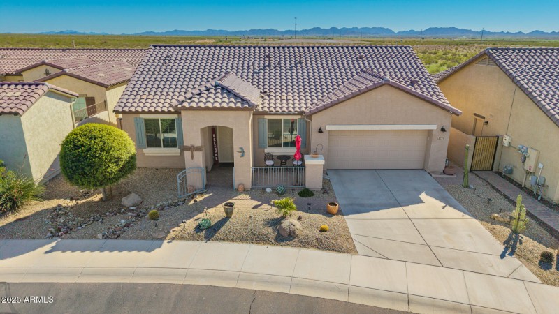 39 - Cedarwood Drone