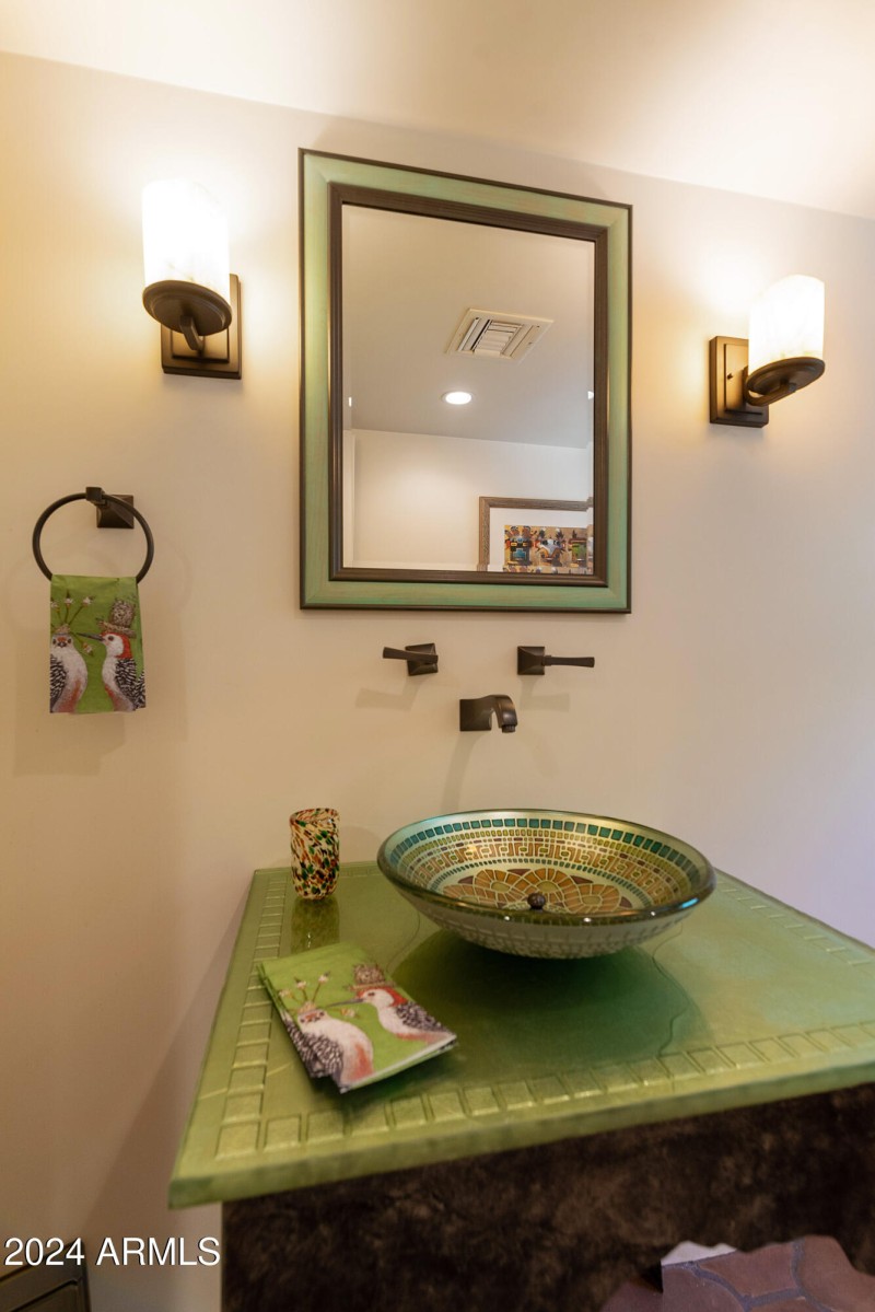 Artful Powder Bath 2