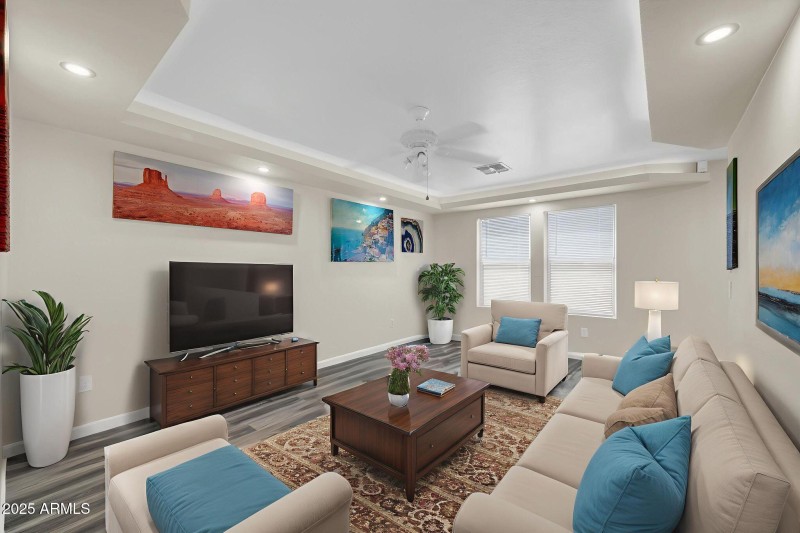 9230 N 82nd Ln VS 10