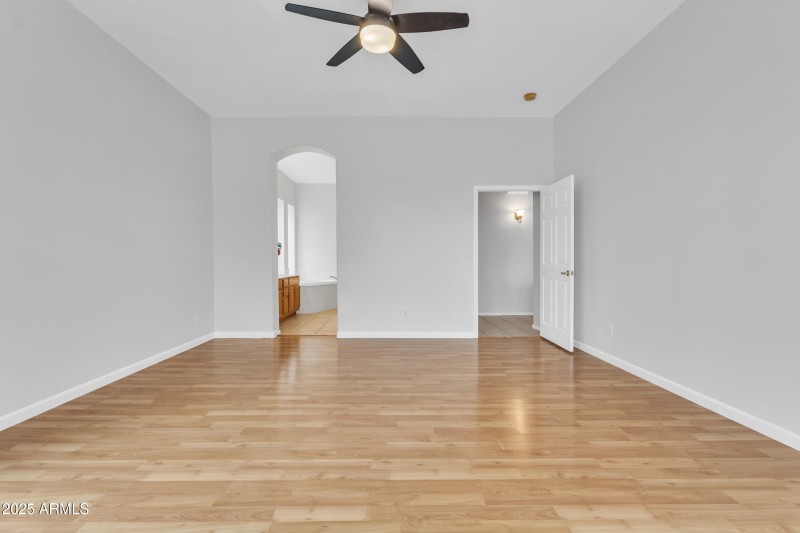 MASTER BR VIEW TOWARD THE BATHROOM