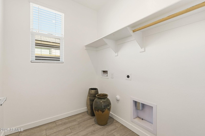 39-web-or-mls-Enmark-39