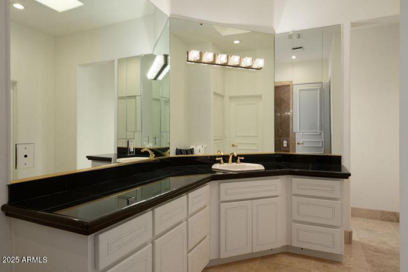 Junior Primary Bath Suite