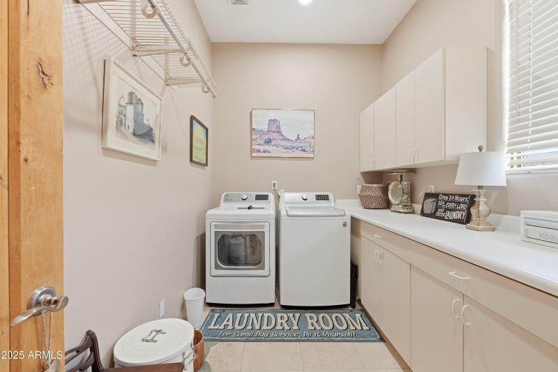 Laundry room W/sink