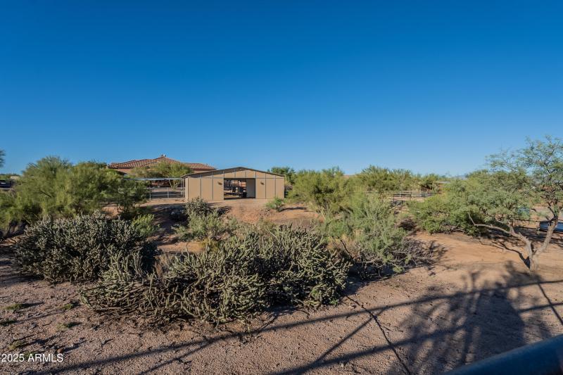 4 stall Barn Tack Room Auto Water