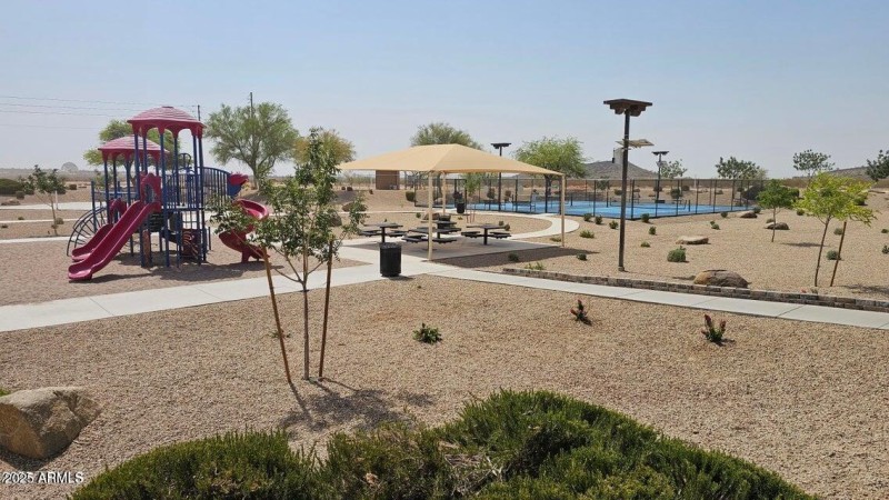 20250926041123404971000000-o