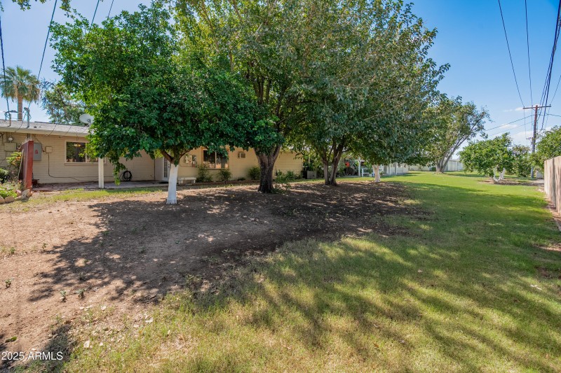 10926 W Abbott Ave-9