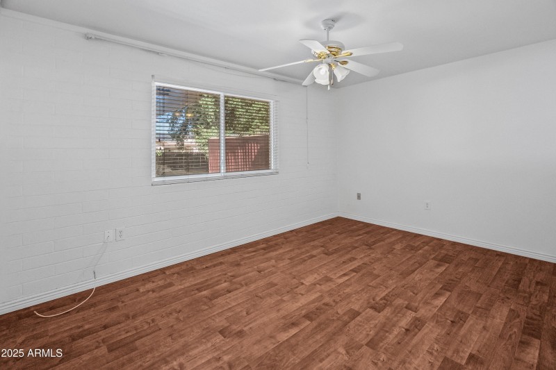 10926 W Abbott Ave-13