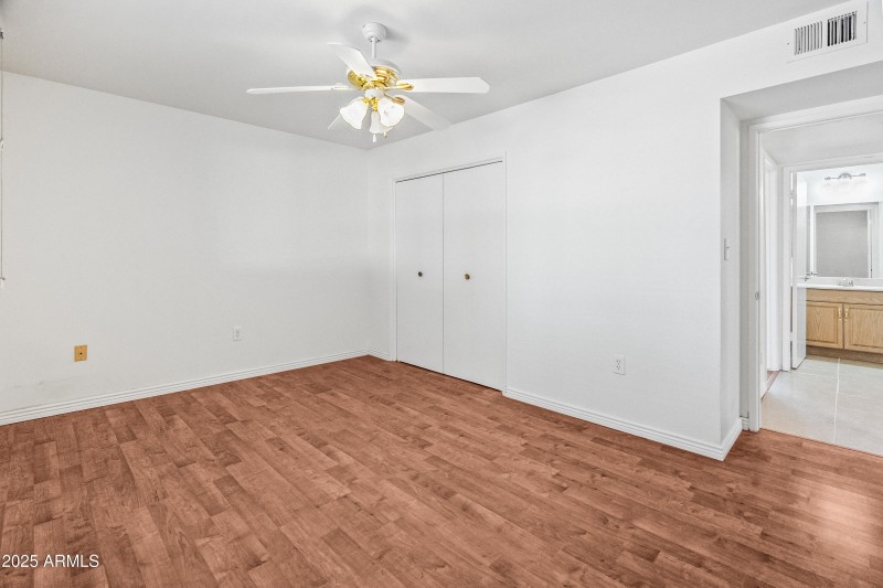 10926 W Abbott Ave-15