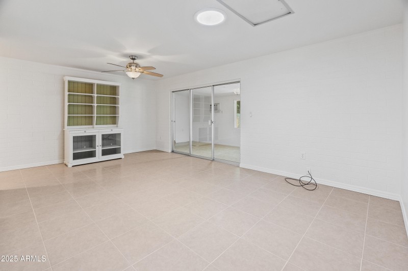 10926 W Abbott Ave-21