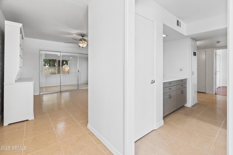 10926 W Abbott Ave-25