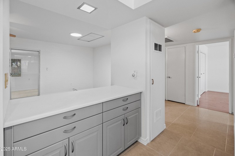 10926 W Abbott Ave-32