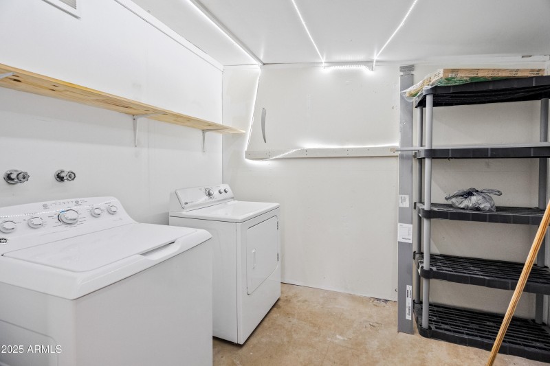 10926 W Abbott Ave-39