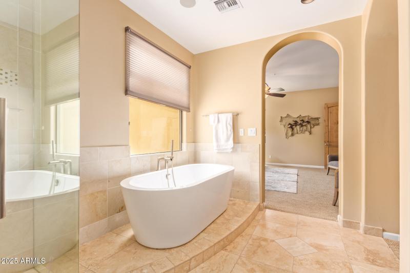 Summit Master Tub