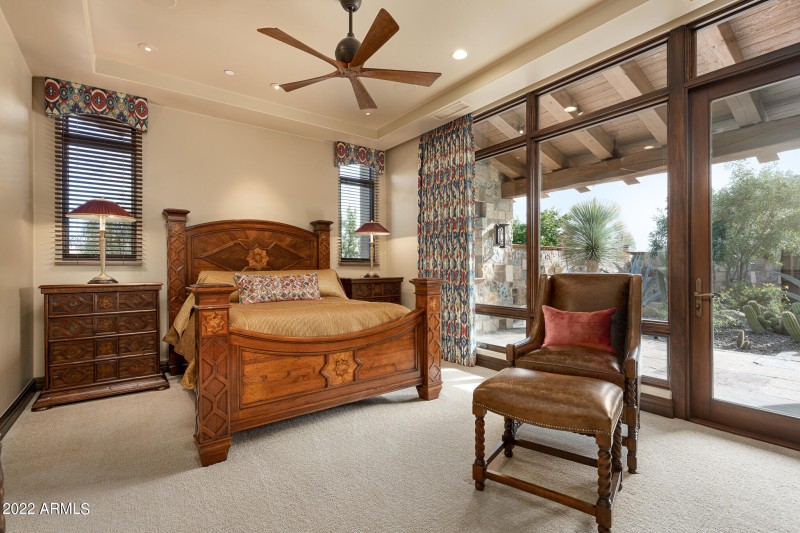 Ensuite guest bedroom