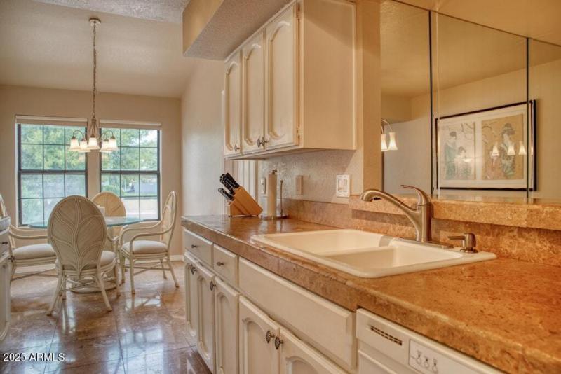 5998 N 78th St #213 (33)_hdr