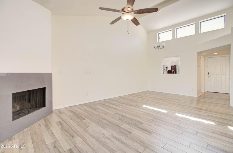 5134 E Edgemont Ave-8