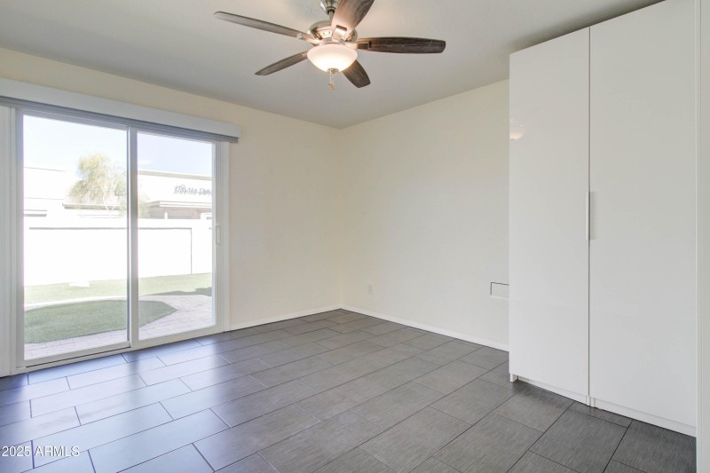 5134 E Edgemont Ave-23