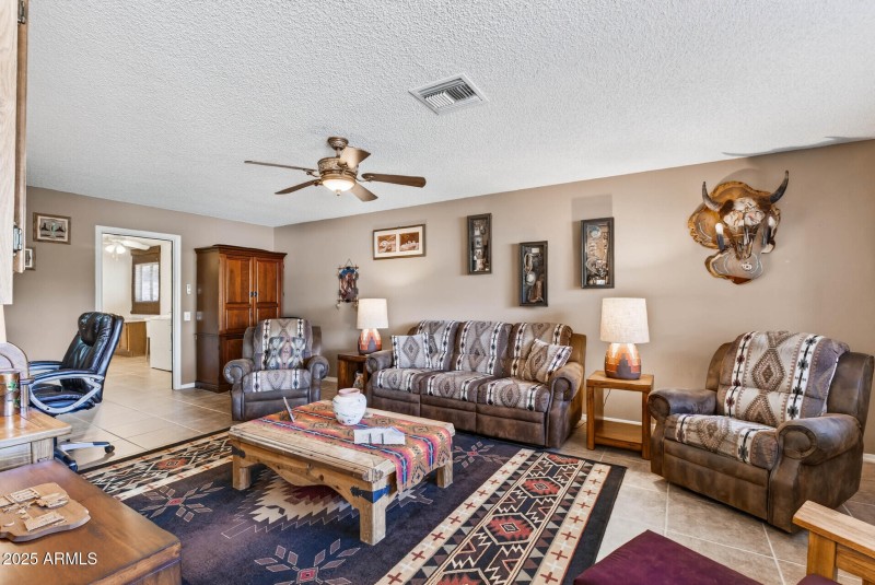 28_21610_N_Sunglow28_mls