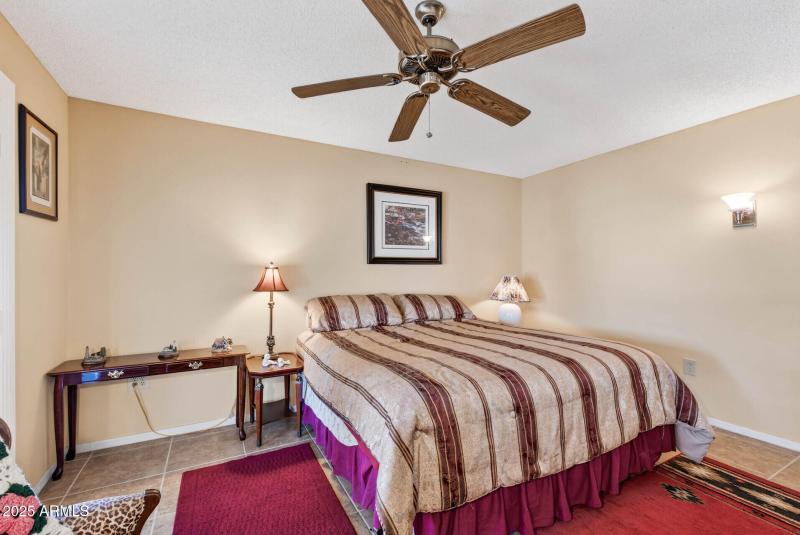 41_21610_N_Sunglow41_mls