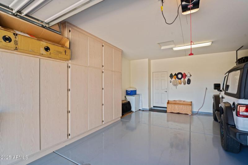 epoxy flooring and garage cabinets