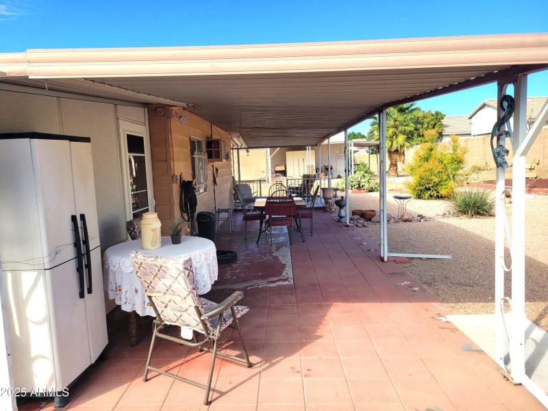 BACK COVERED PATIO