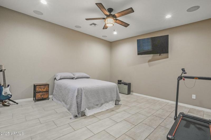 Downstair Guest Suite