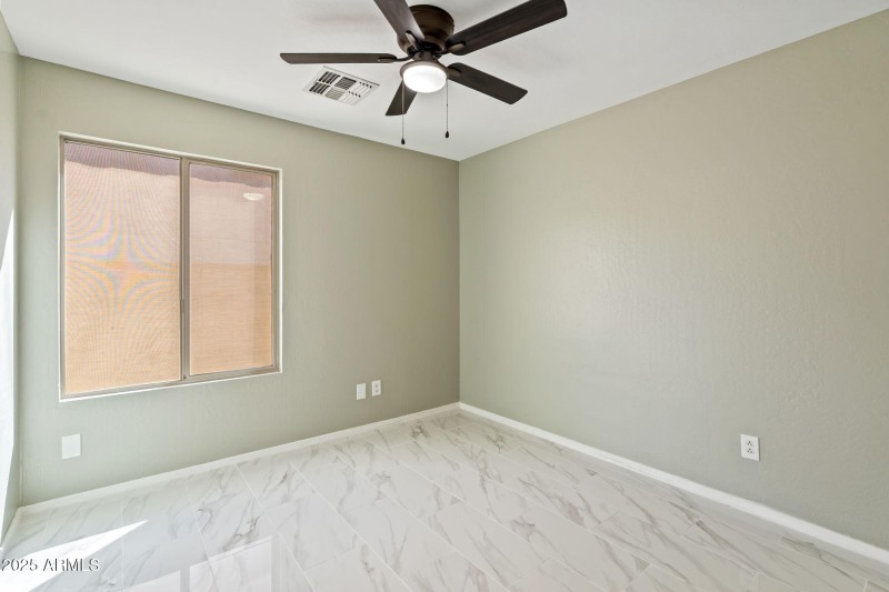 2922 W Dunbar Drive, Phoenix 85041