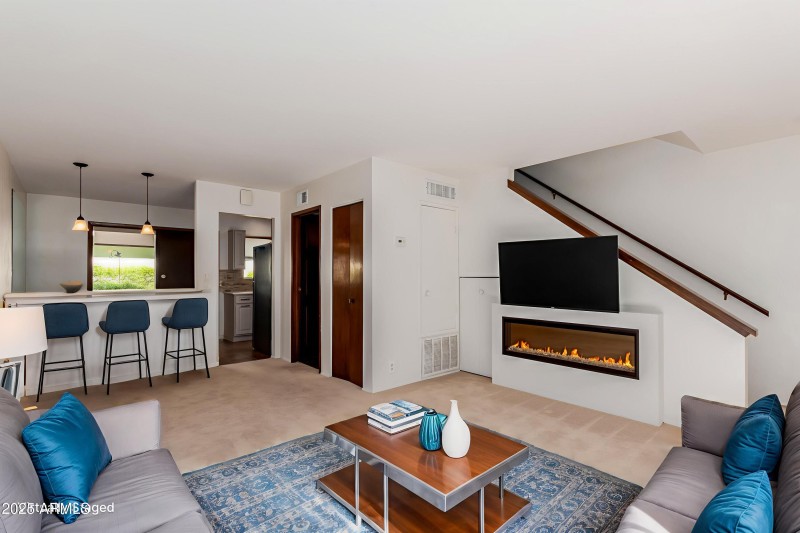 09-68th VS Watermark