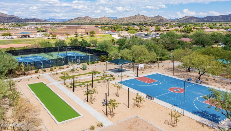 Multiple courts & play areas