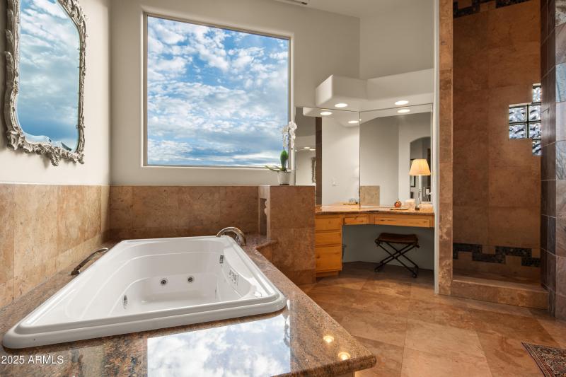 JL_30Tourmaline-interiors-PrimarySuite-0