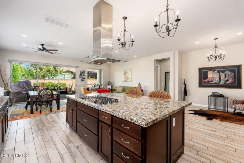 56 E Camellia Way - 14