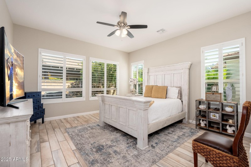 56 E Camellia Way - 19