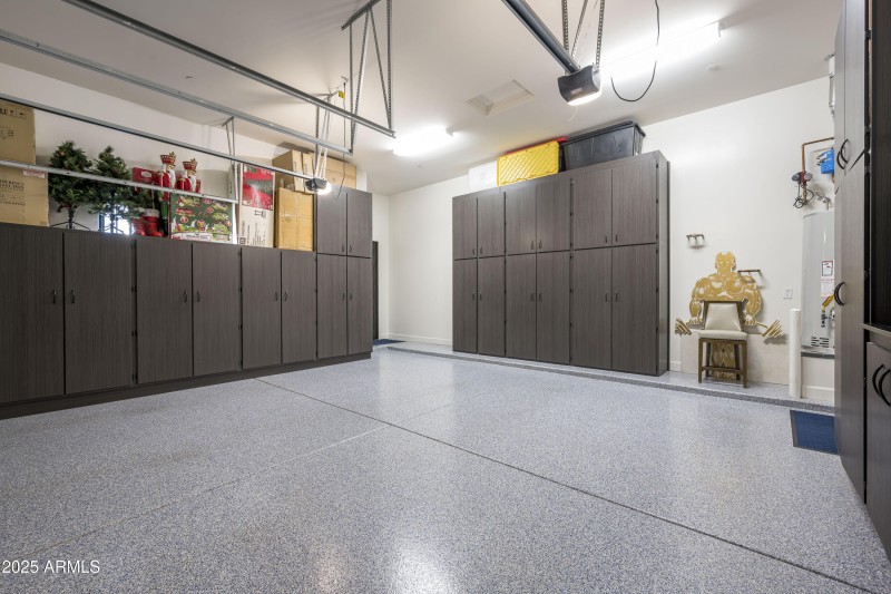 Garage w Built In Cabinets