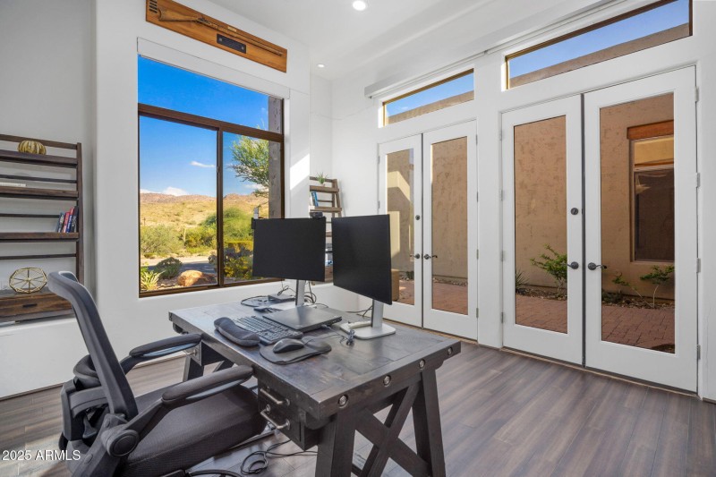 25-web-or-mls-10302 S 16th Ave - MLS Ima