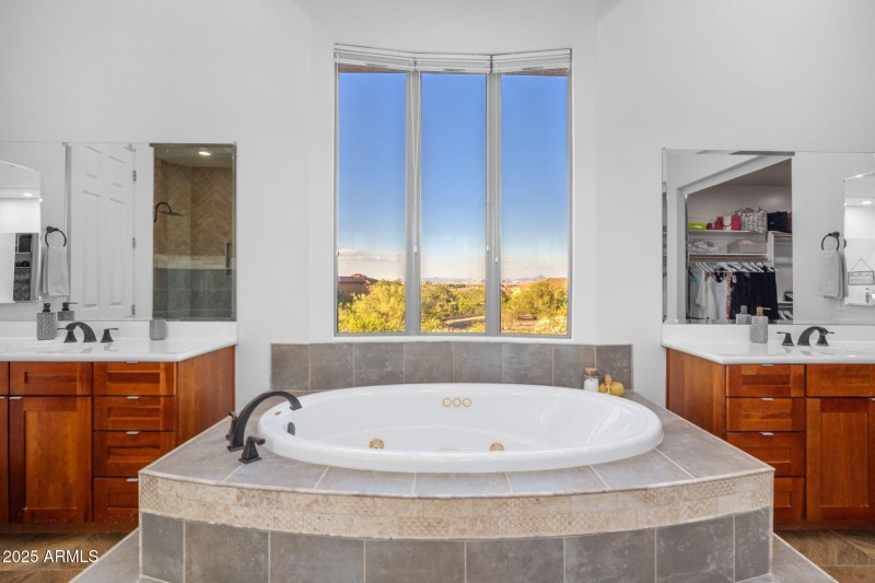 35-web-or-mls-10302 S 16th Ave - MLS Ima