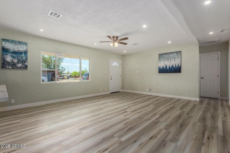 20250401191722562743000000-o