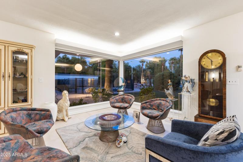 Dramatic view to the backyard